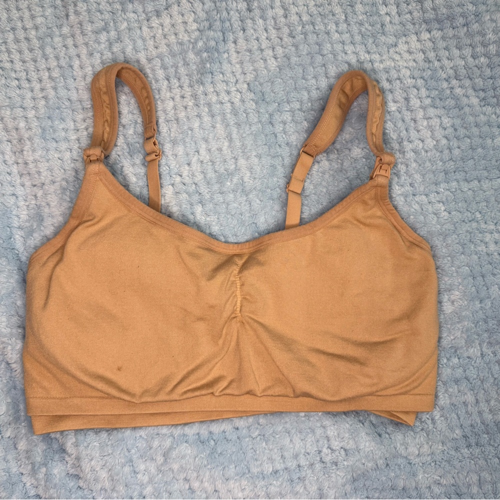 Kindred Bravely pumping / nursing bra